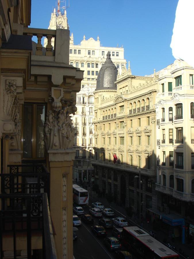 Hostal Avenida Madri Exterior foto